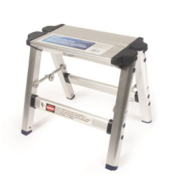 Camco 43672 Step Stool- Aluminum, Folding with Plastic Feet - NYDIRECT