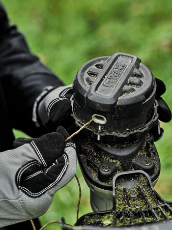 Dewalt dcst925b 20v max 13 in cordless string trimmer reviews hotsell