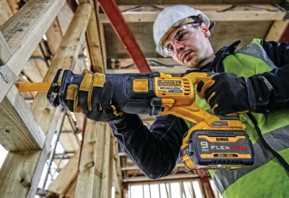 Dewalt DCS389X2 FLEXVOLT® 60V MAX* Brushless Cordless Reciprocating Saw Kit - NYDIRECT