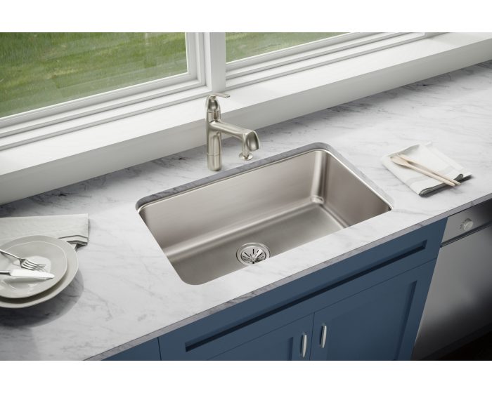 Elkay Lustertone Classic Stainless Steel 30-1/2" x 18-1/2" Single Bowl Undermount Sink - NYDIRECT